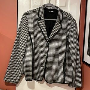 Jones New York Houndstooth Blazer, size 24W.  Vintage!